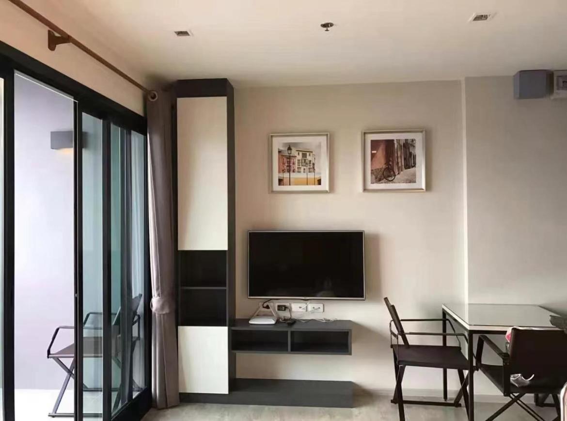 The Base Central Pattaya By Wcc Apartment Екстериор снимка